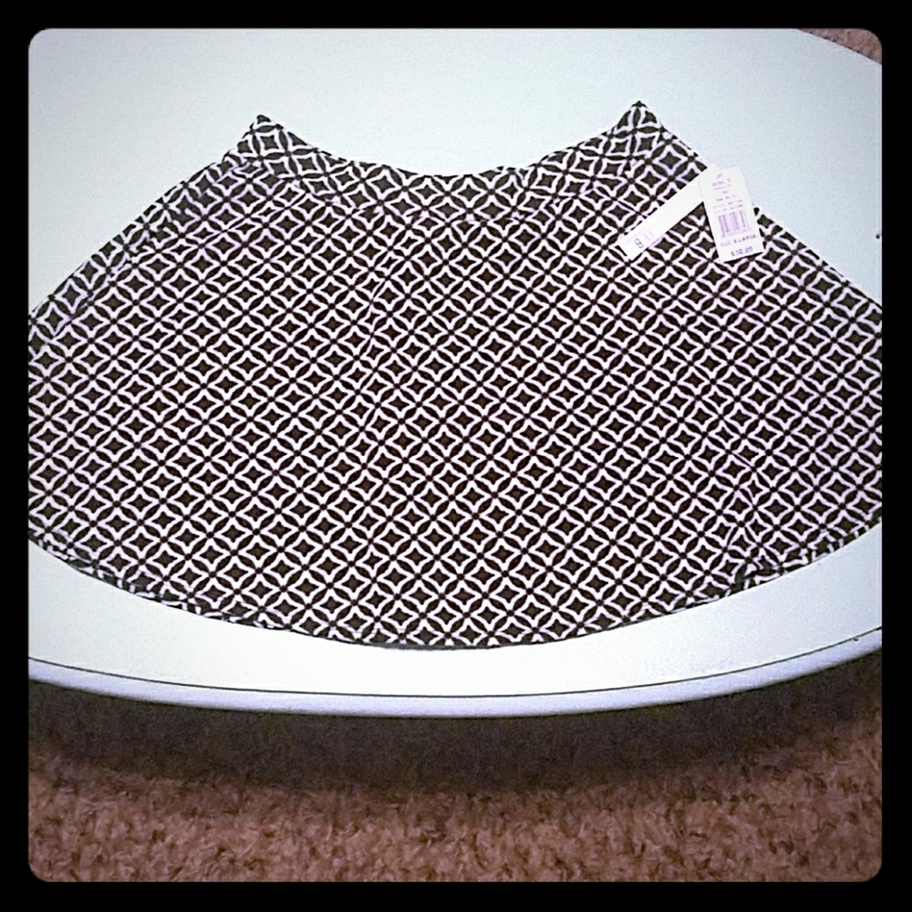 NWT Patterned Skater Skirt